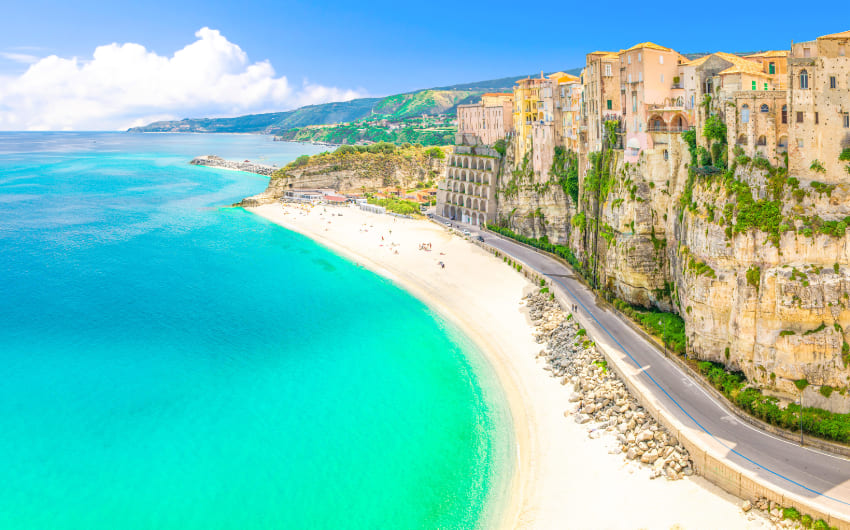 ETERNAL ROMANCE IN CALABRIA AND SICILY