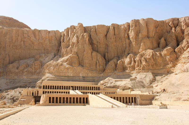 LUXOR 