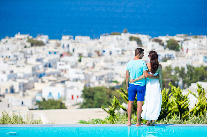 ROMANTIC ATHENS, MYKONOS, PAROS & SANTORINI
